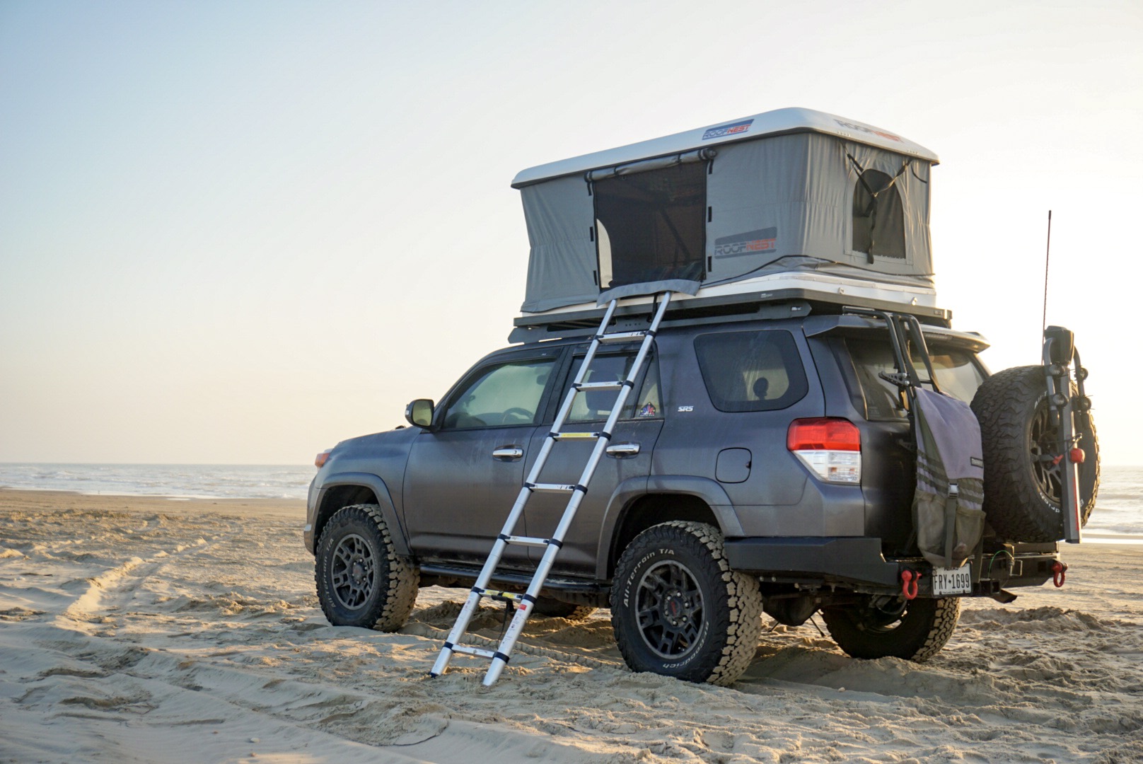 Roofnest camping
